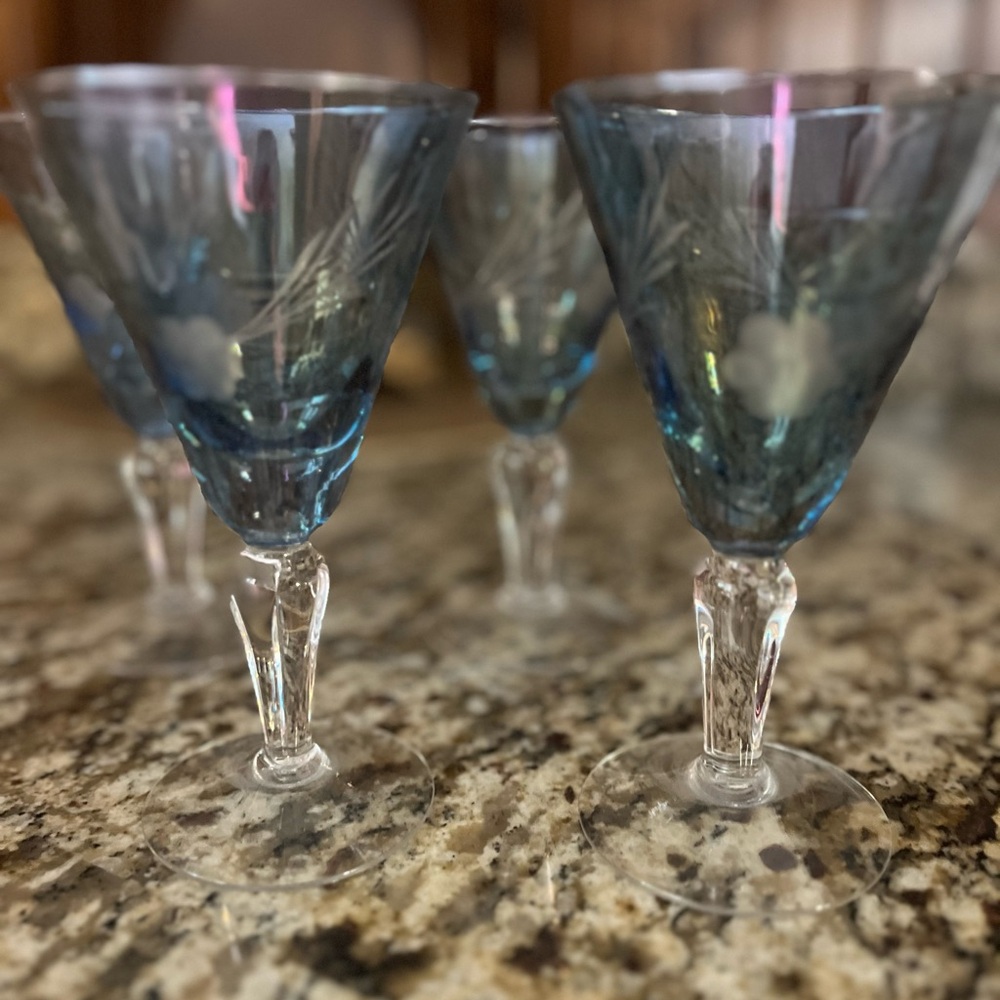 Blue Etched Stemmed Drinkware Set for Dining